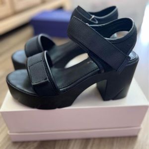 Patrizia Women's Blakele Sandals Size 38 (Women’s 7)